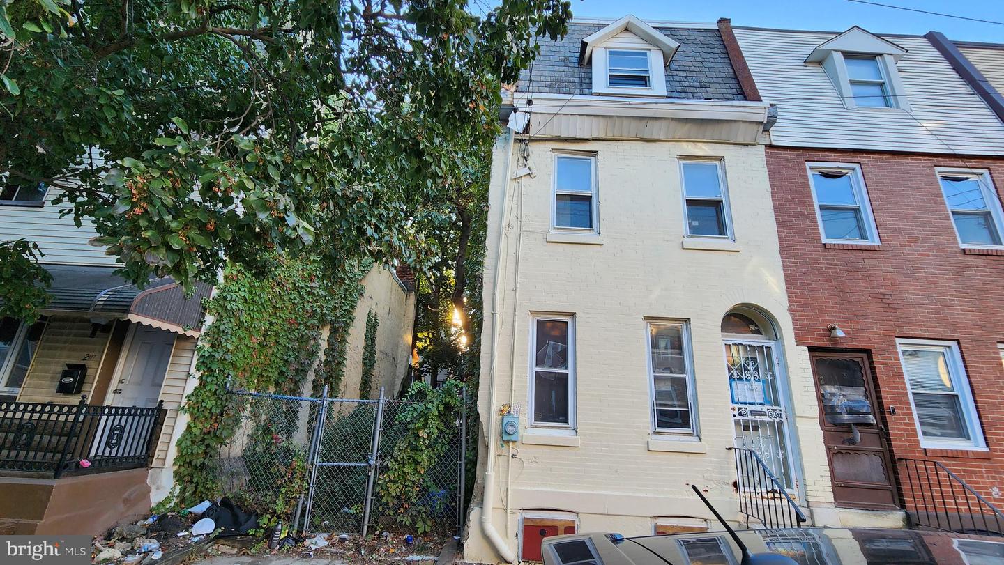 2113 N Franklin Street, Philadelphia