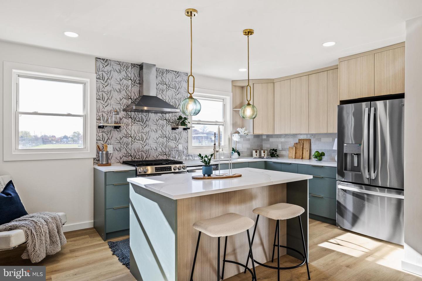 859 Selmer Road, Philadelphia
