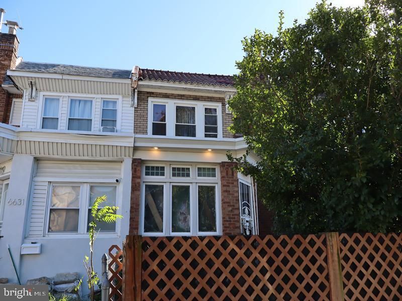 6629 N Gratz Street