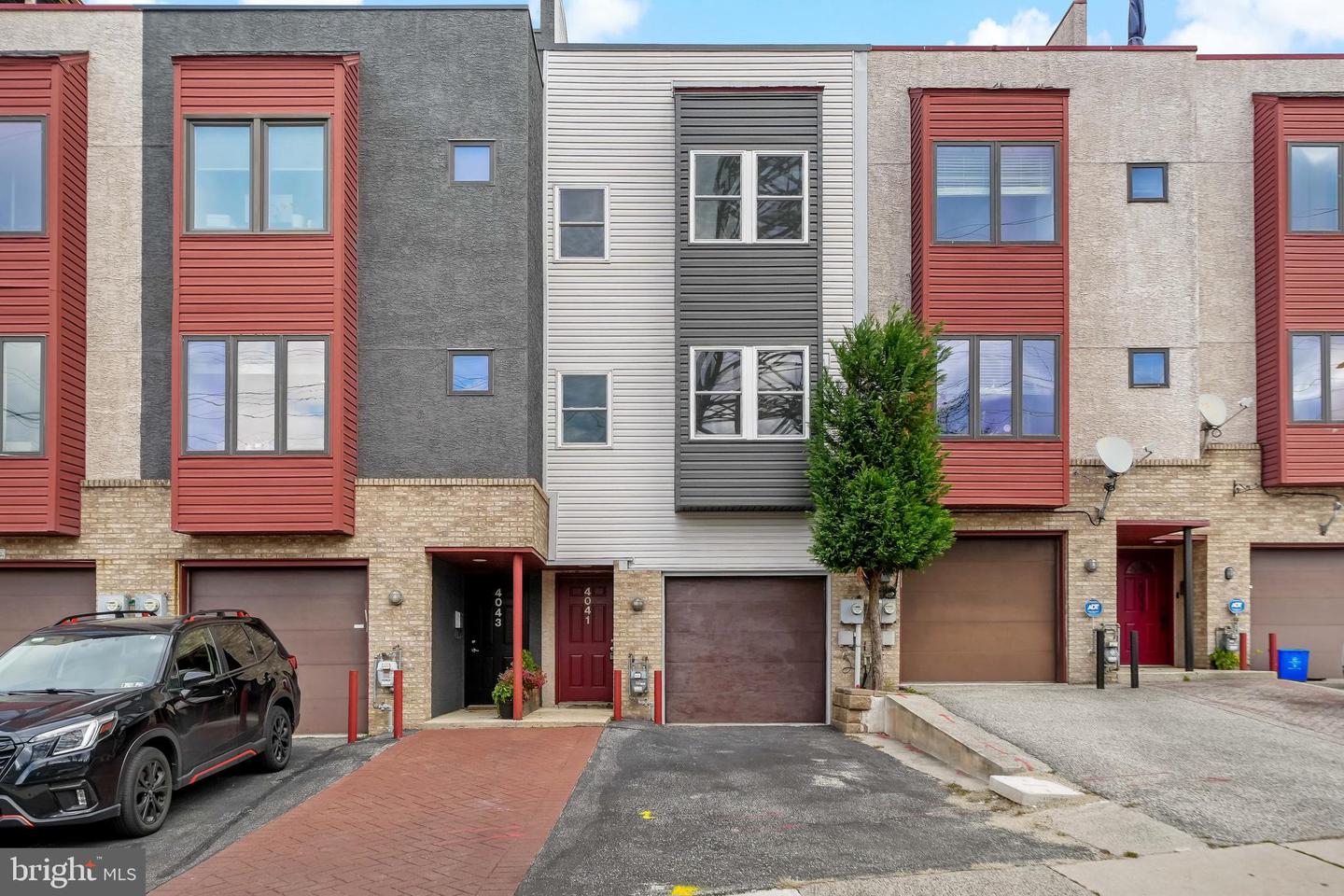 4041 Cresson Street, Philadelphia