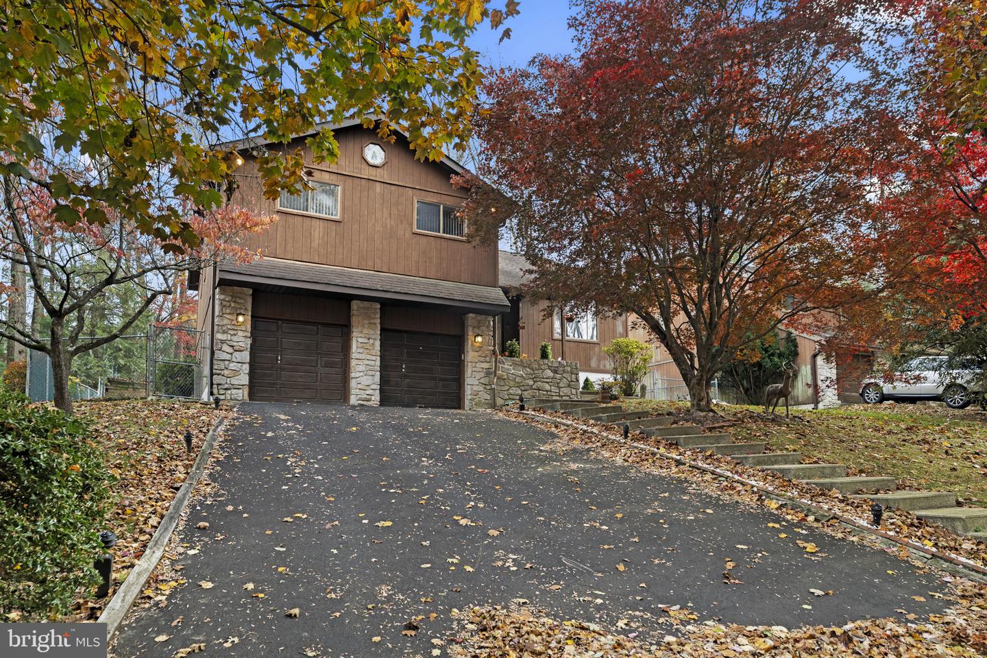 945 Manatawna Avenue, Philadelphia