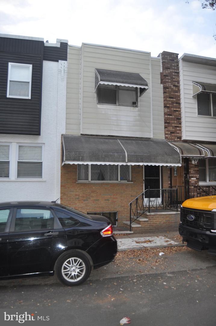 2630 S Hutchinson Street, Philadelphia