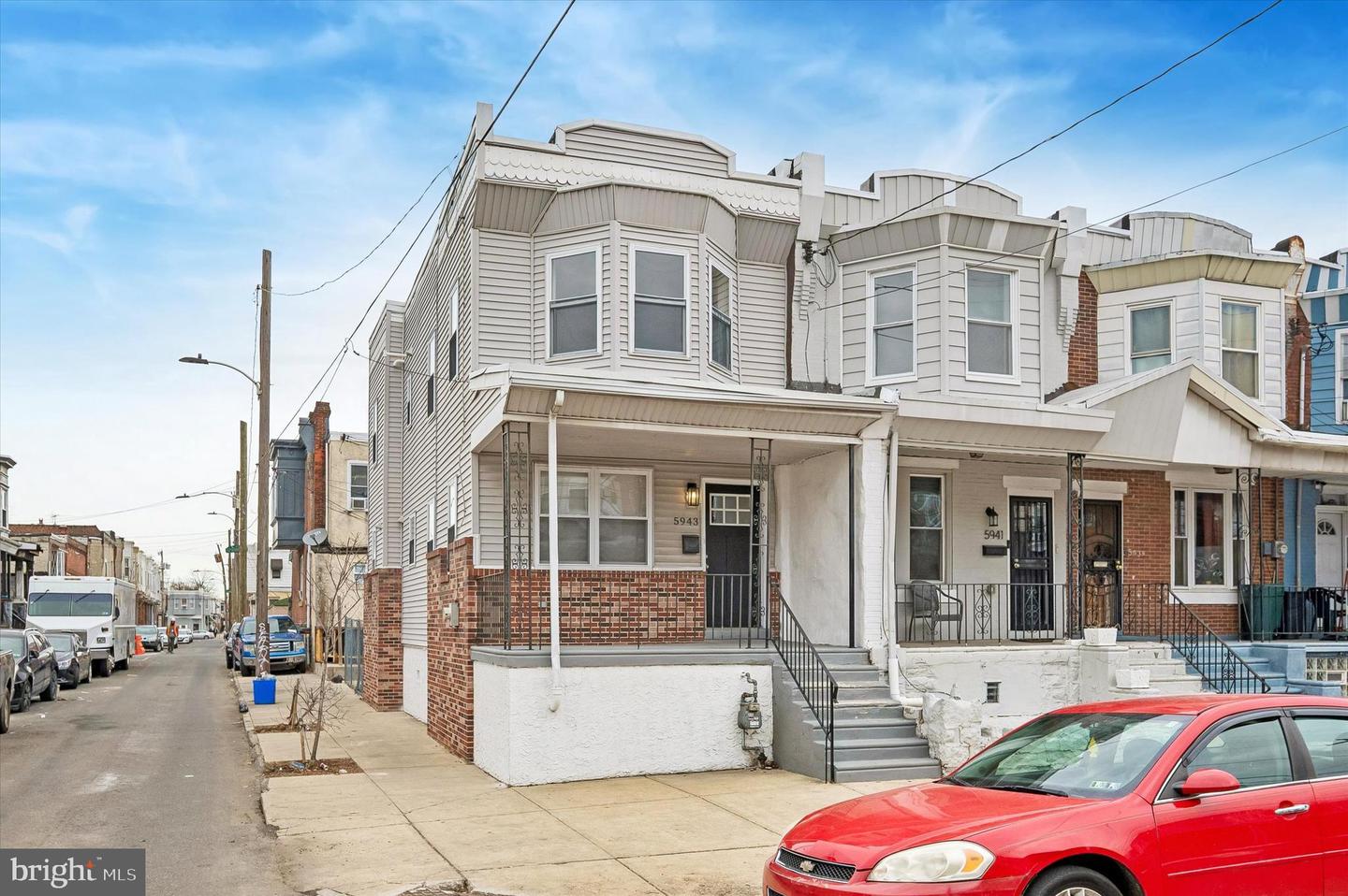 5943 Race Street, Philadelphia
