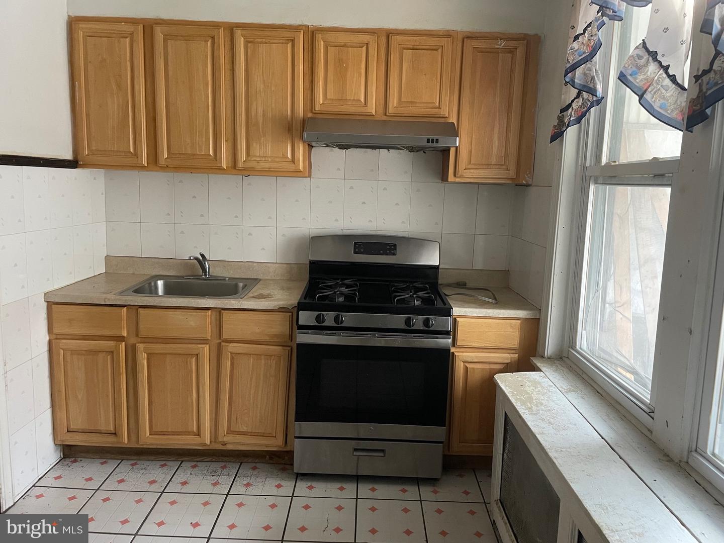 2324 S 9th Street