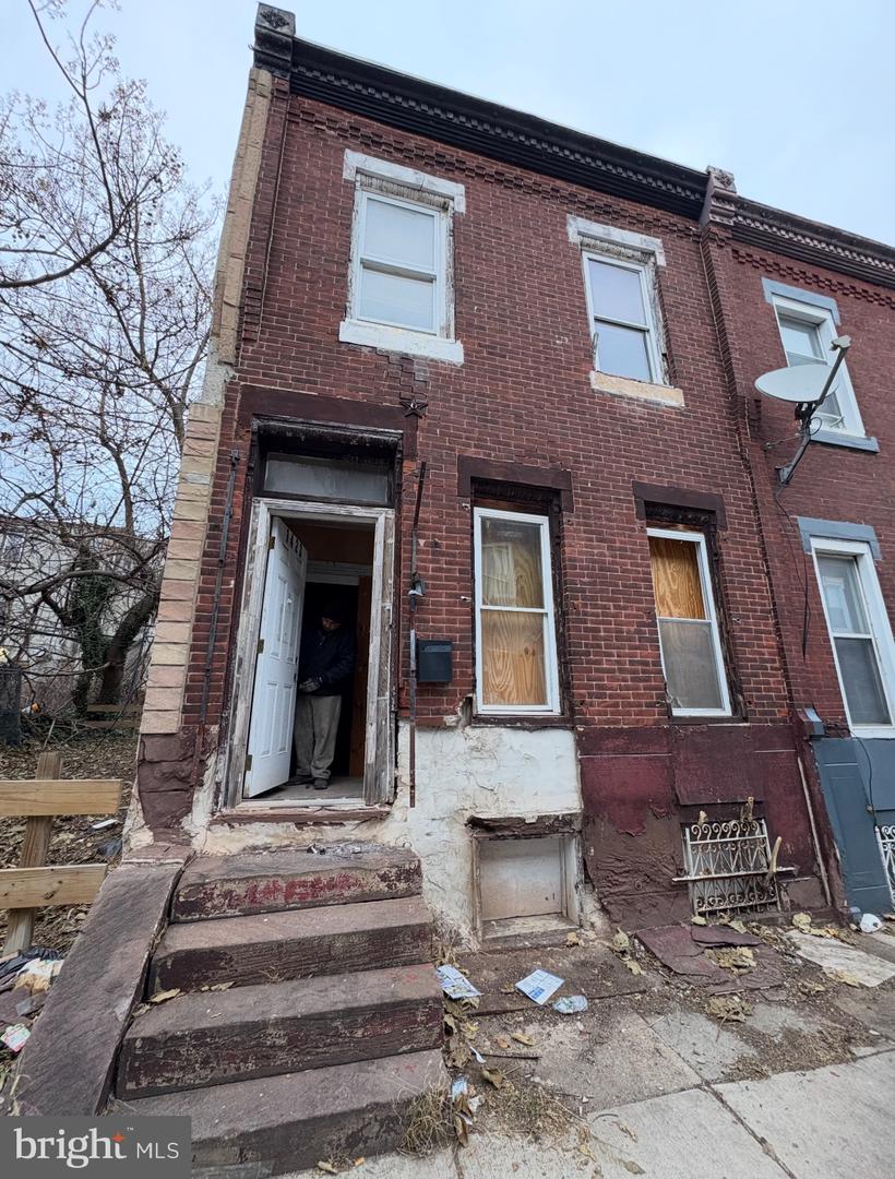 1423 W Pacific Street, Philadelphia