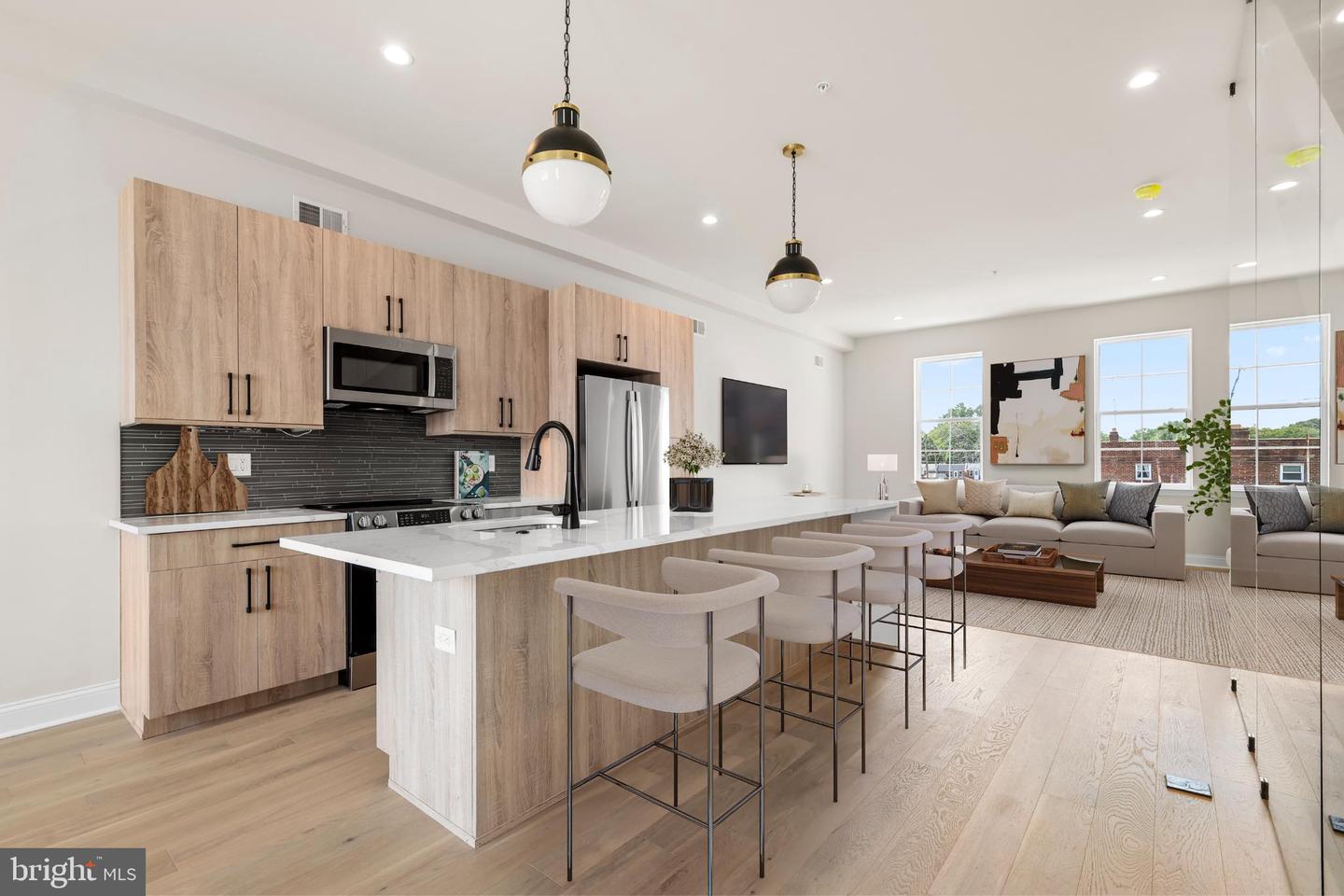 4038 (4050) Marilyn (Conshohocken Ave) Drive, Philadelphia