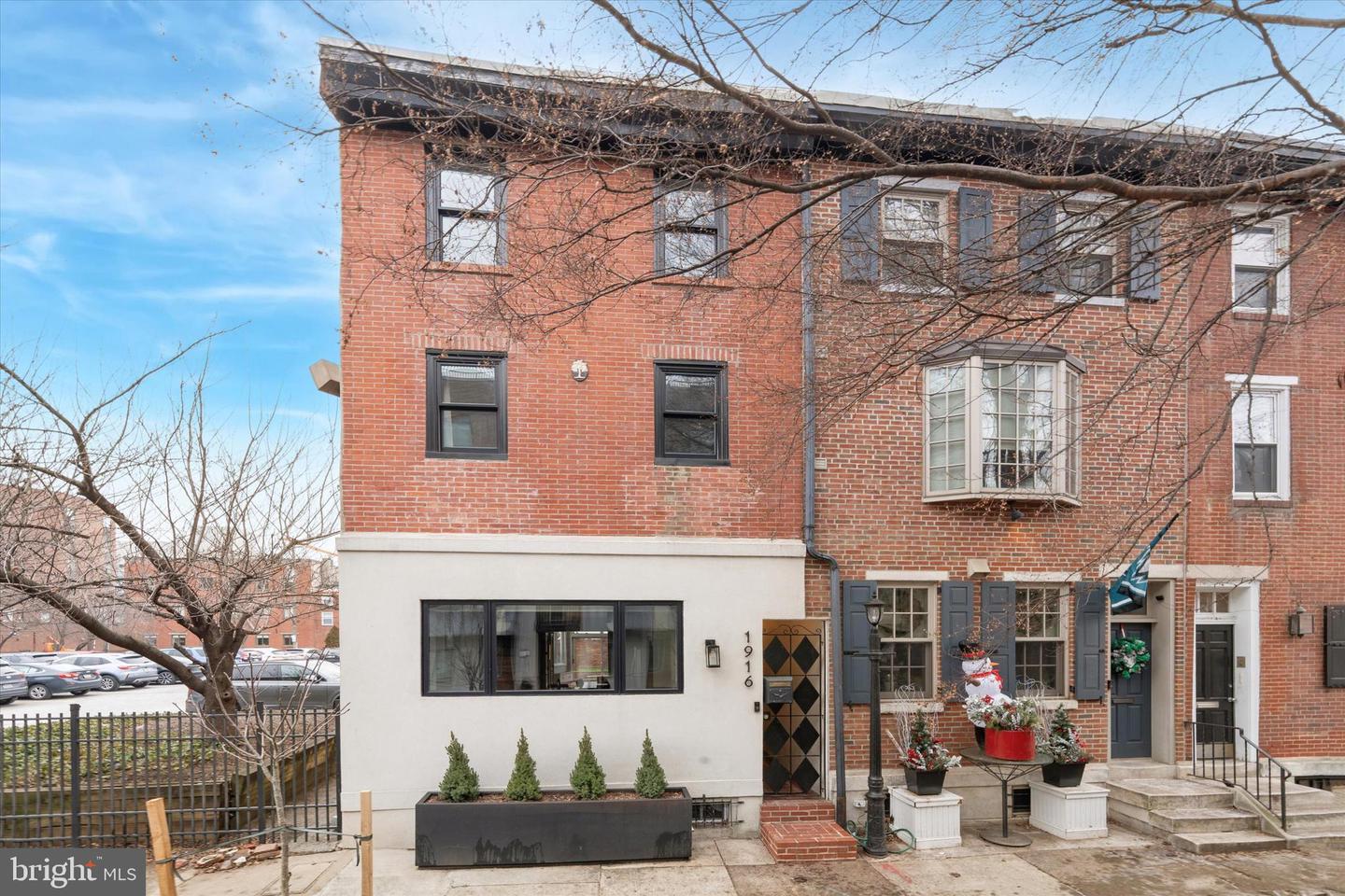 1916 Lombard Street, Philadelphia