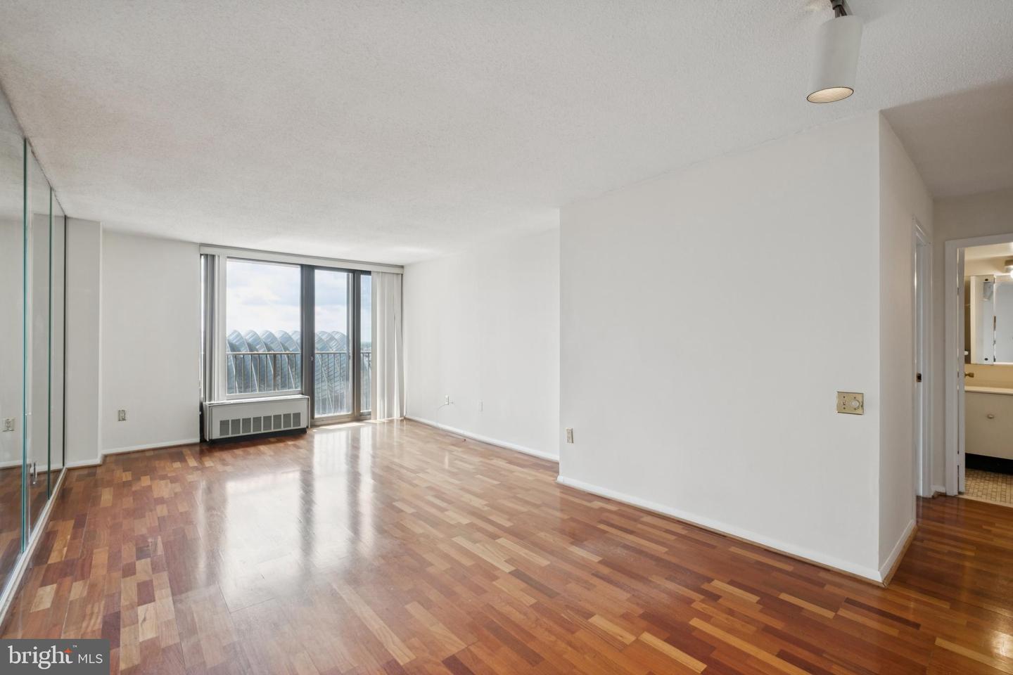 1420 Locust Street #14p