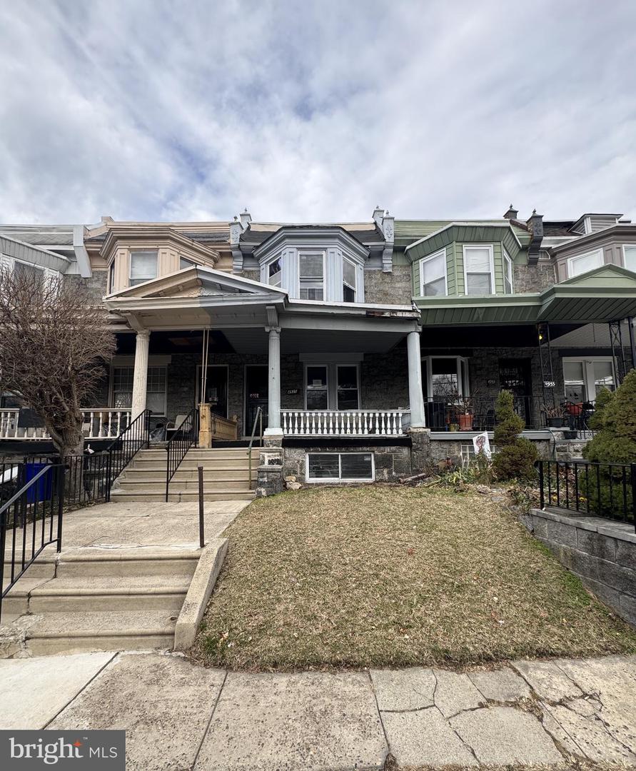 4935 Pulaski Avenue