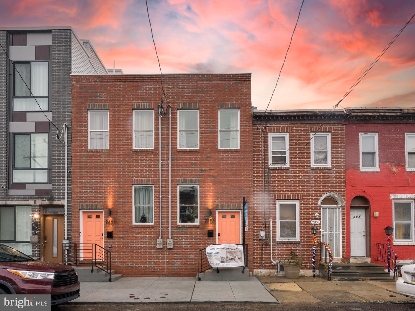2855 Amber Street