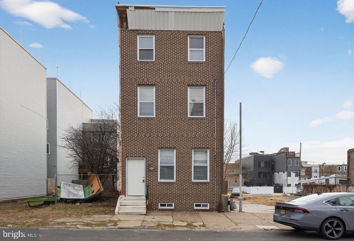 1437 N 8th Street, Philadelphia