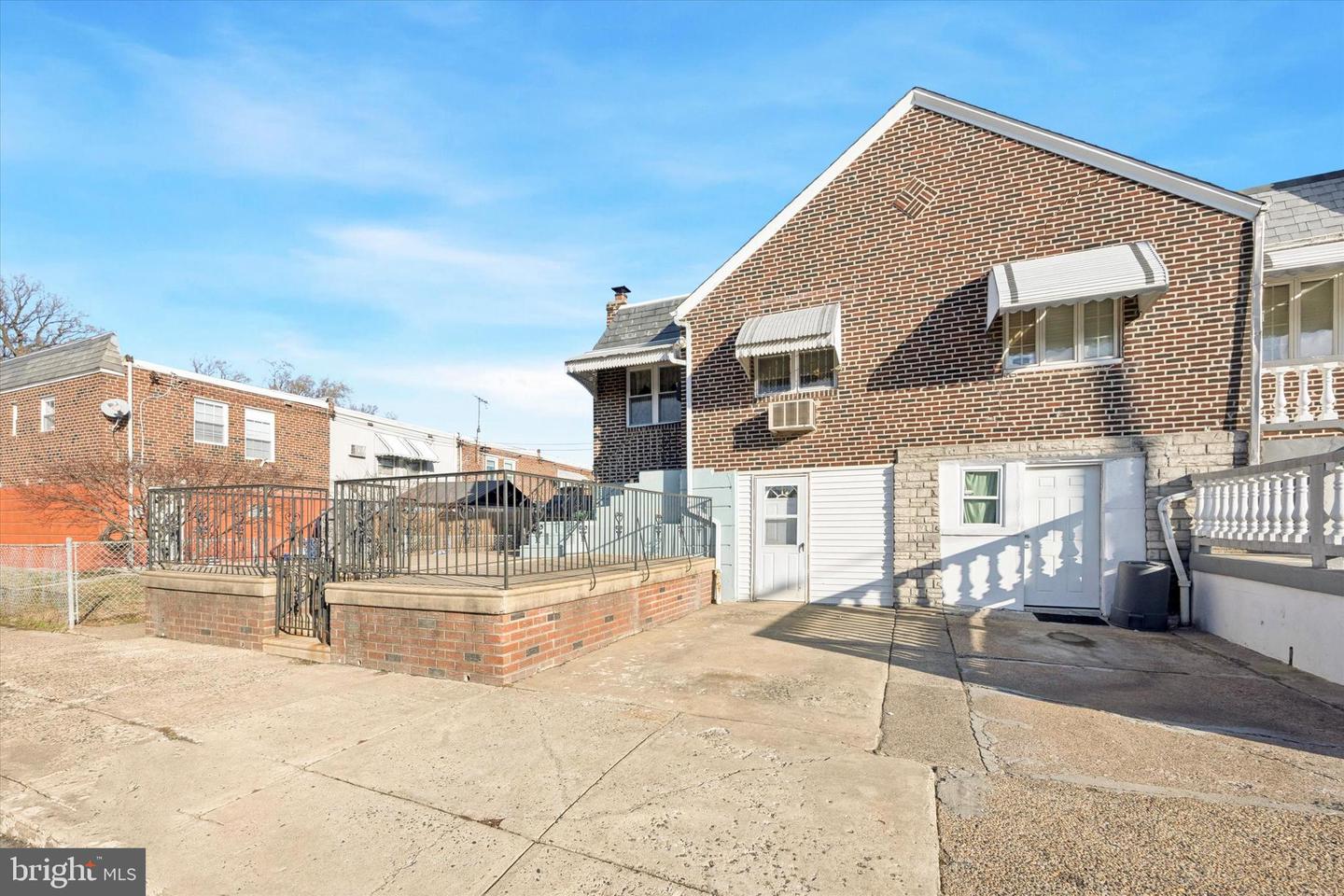 4337 J Street, Philadelphia