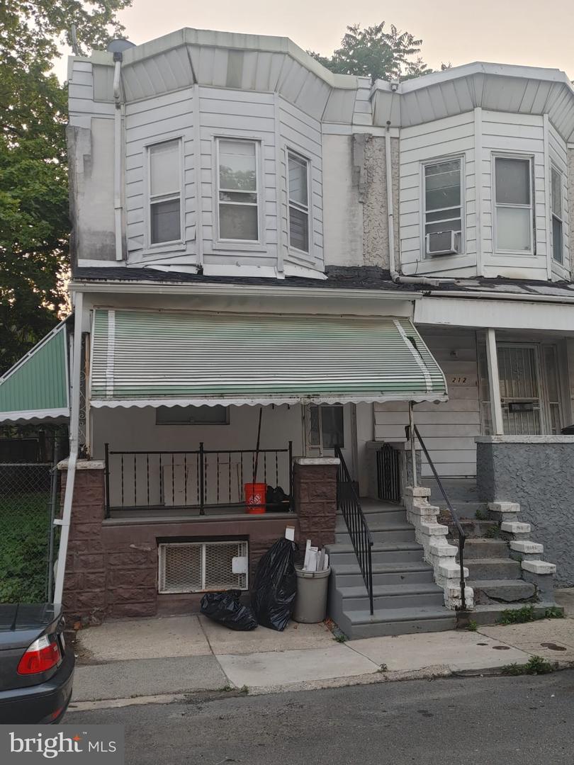 208-210 N Avondale Street