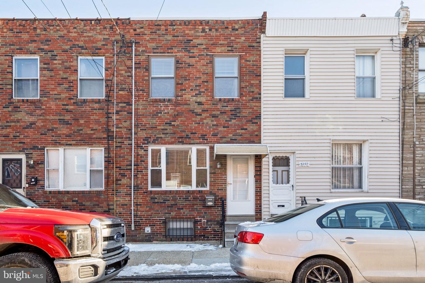 3261 Edgemont Street, Philadelphia