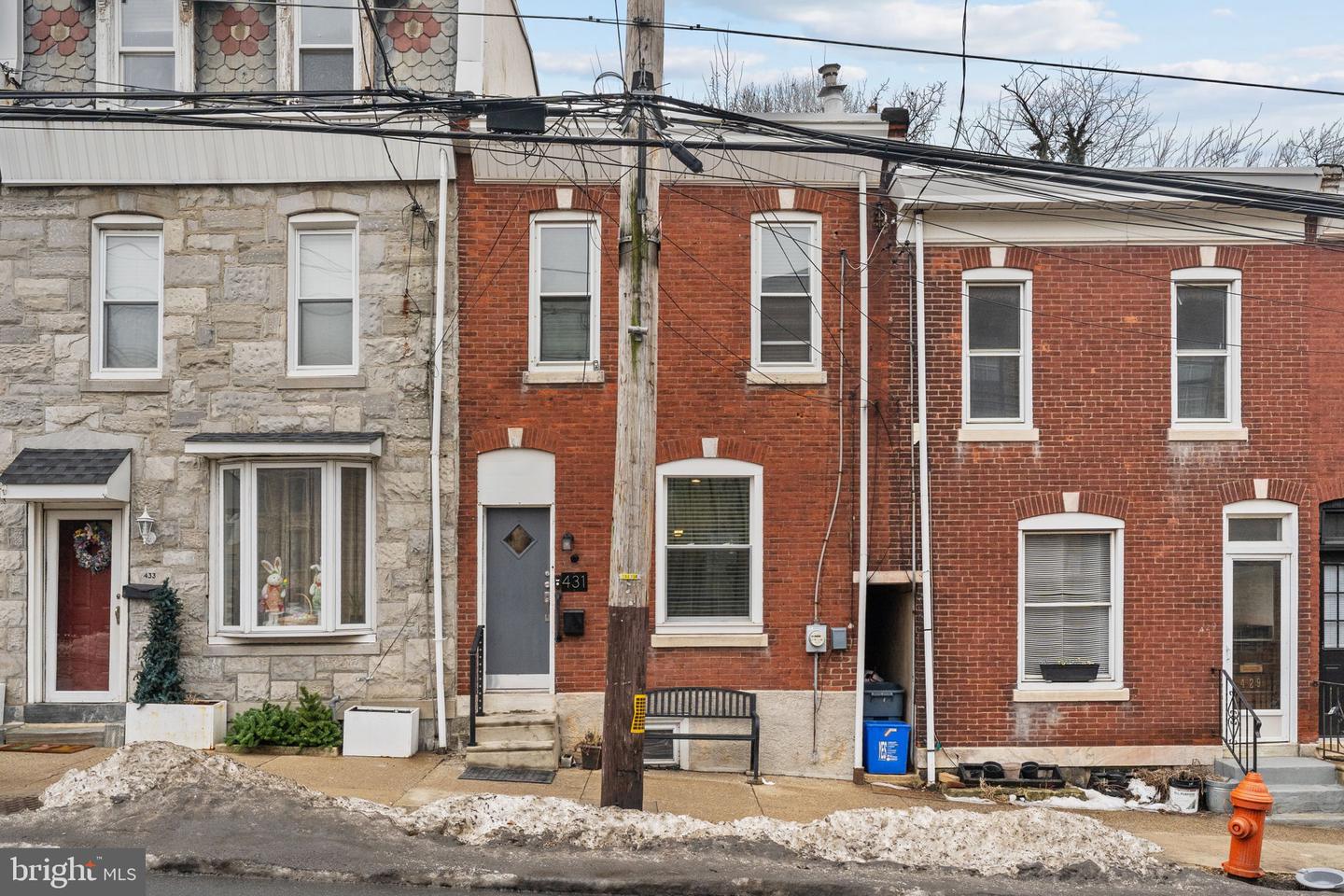 431 Shurs Lane, Philadelphia