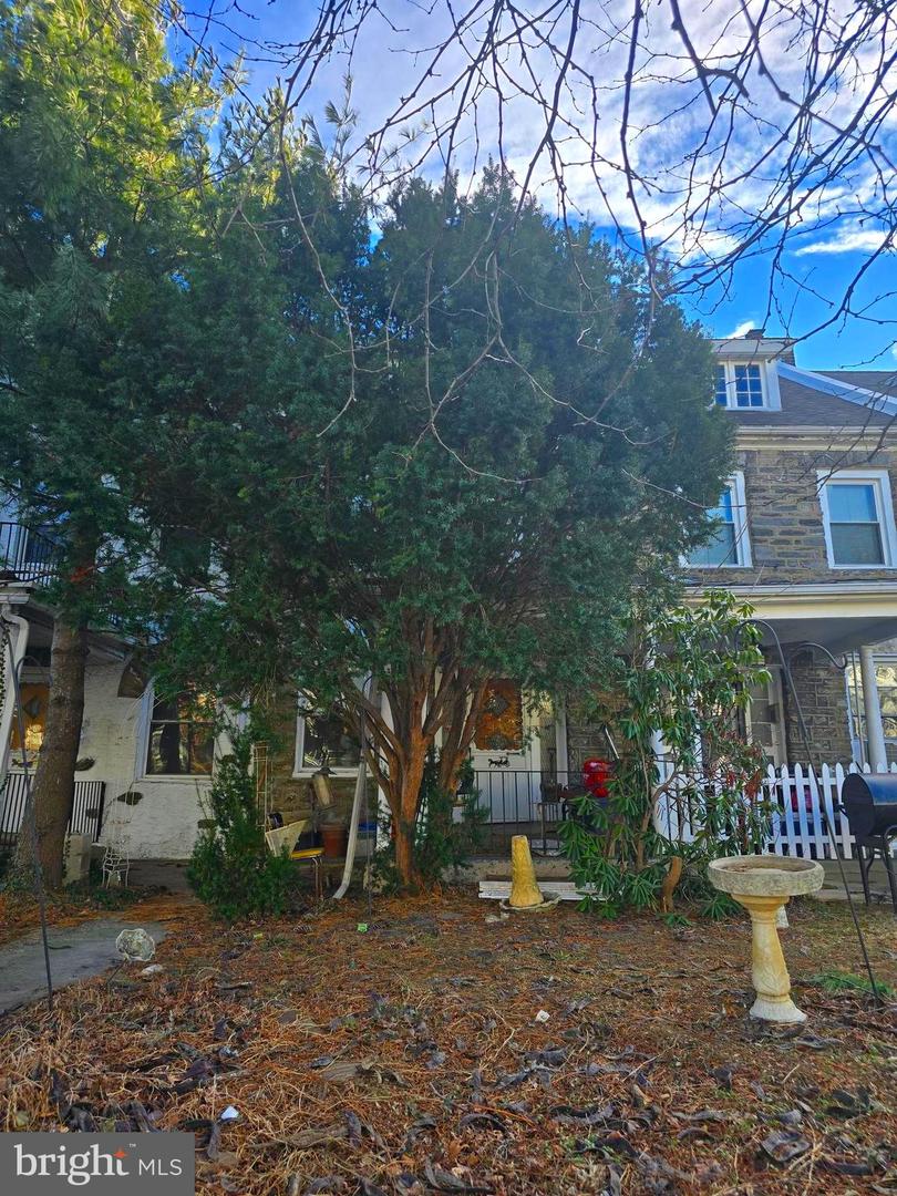 4428 Sherwood Road, Philadelphia
