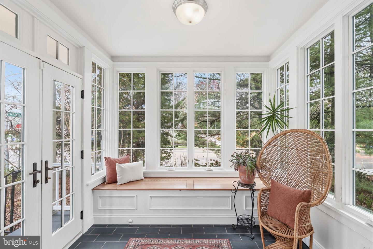 6622 Lincoln Drive, Philadelphia