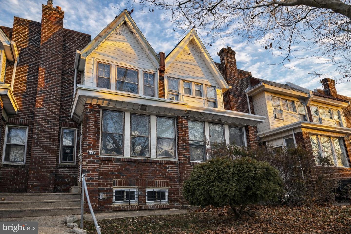 111 W Grange Avenue, Philadelphia