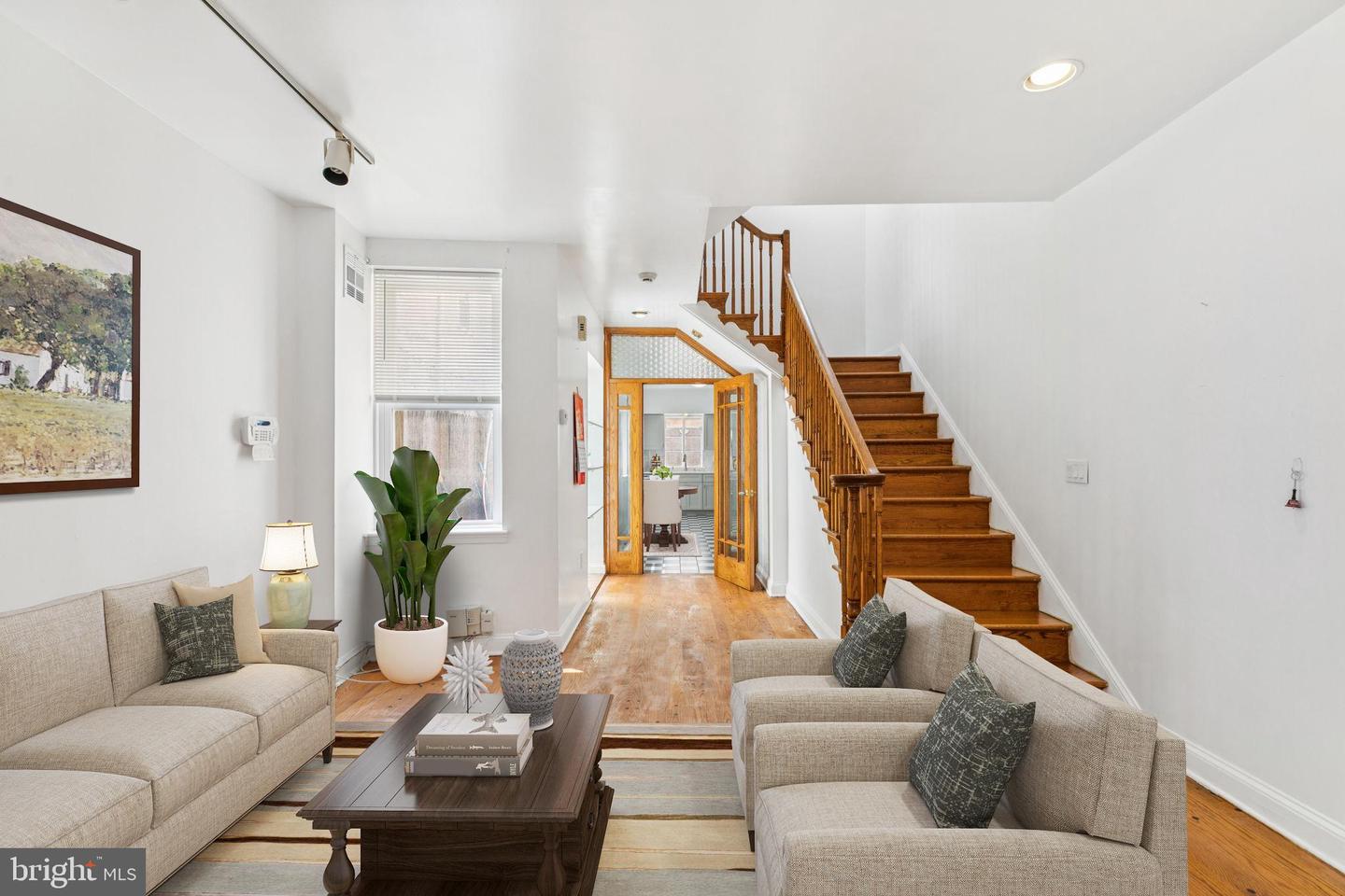 1006 S Front Street, Philadelphia