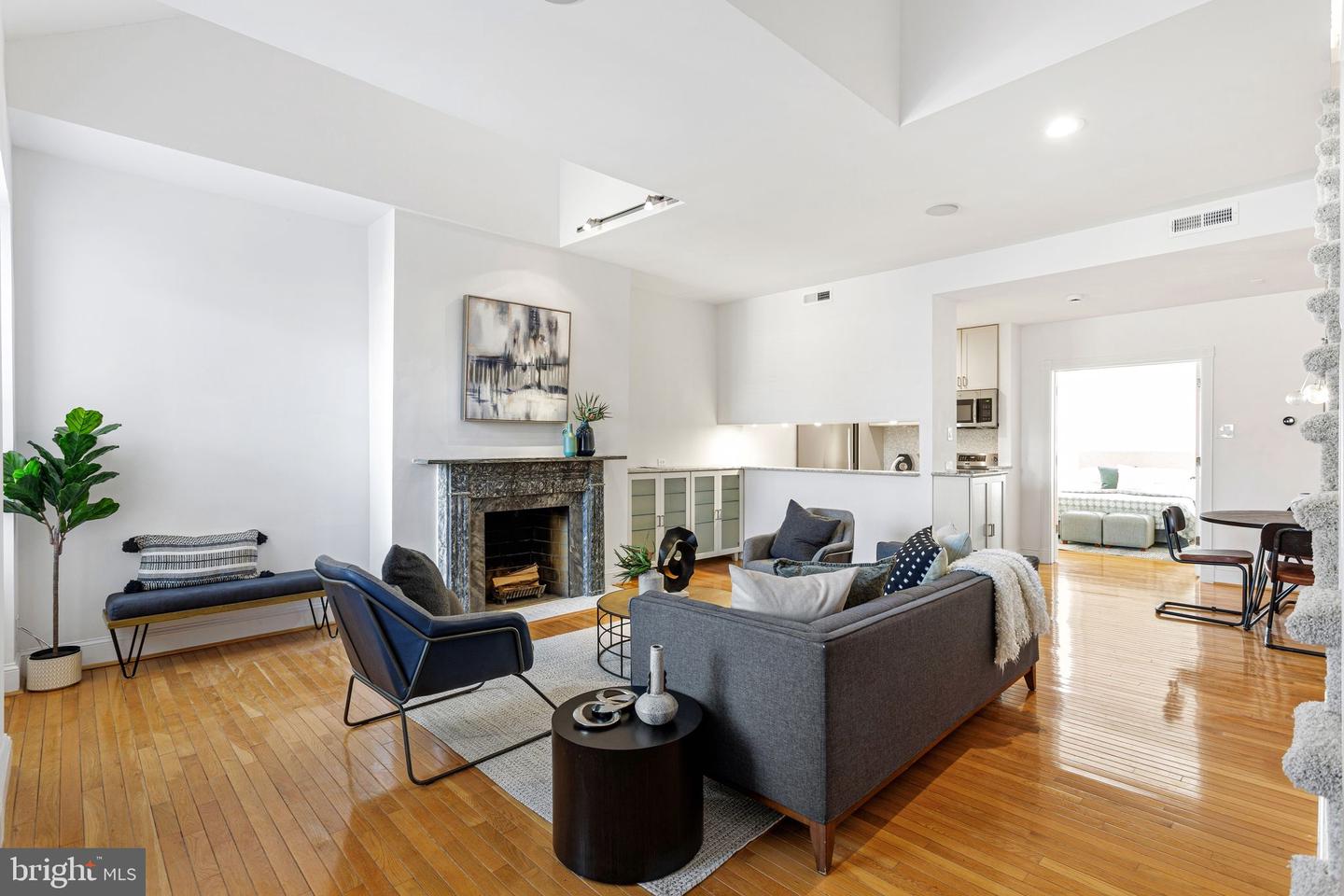 306 S 10th Street #d