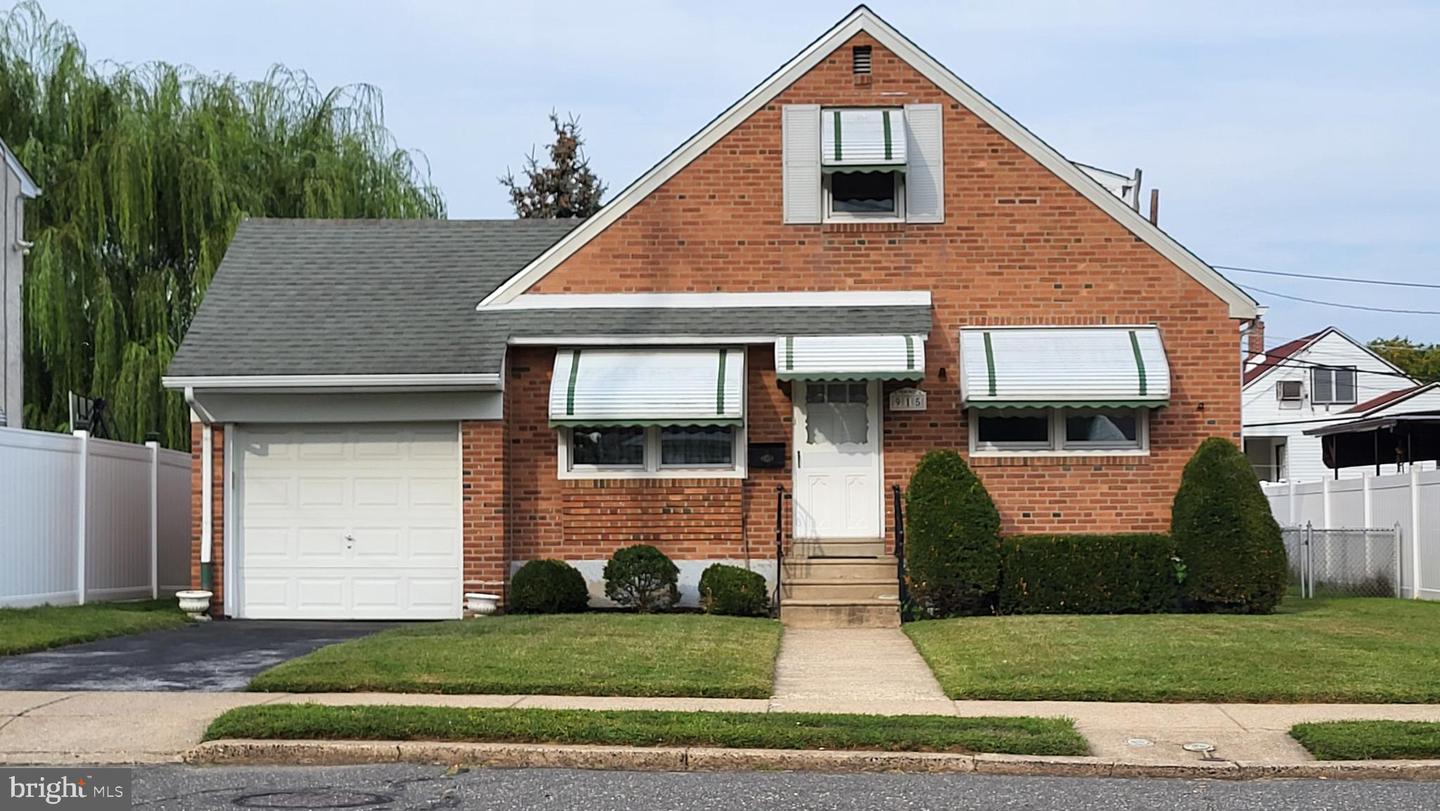 915 Borbeck Avenue, Philadelphia