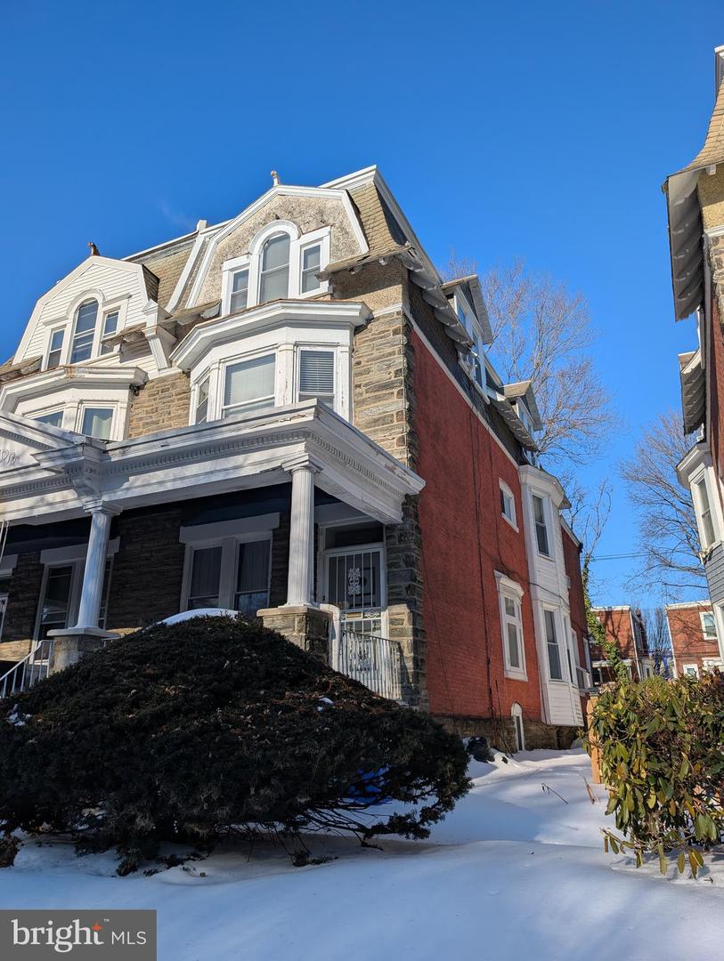 229 E Mount Pleasant Avenue, Philadelphia