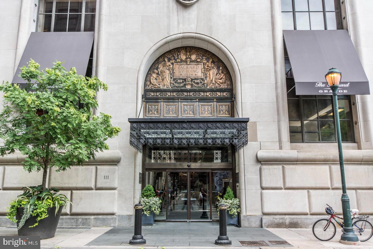 111 S 15th Street #p208, Philadelphia