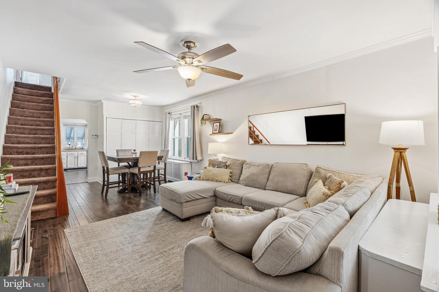 4262 Edgemont Street, Philadelphia