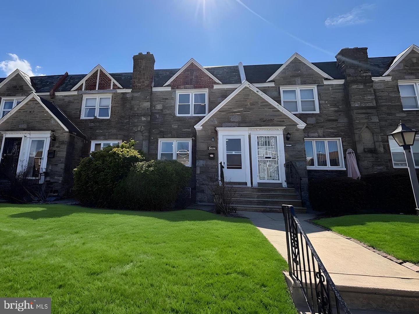 8266 Temple Road, Philadelphia