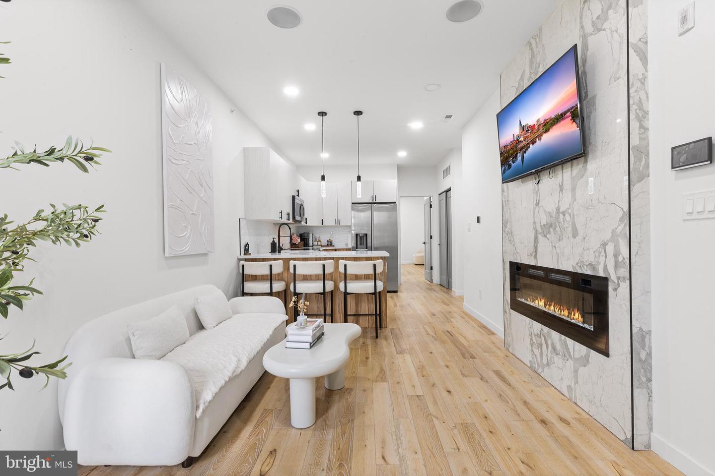 647 N 41st Street #unit C