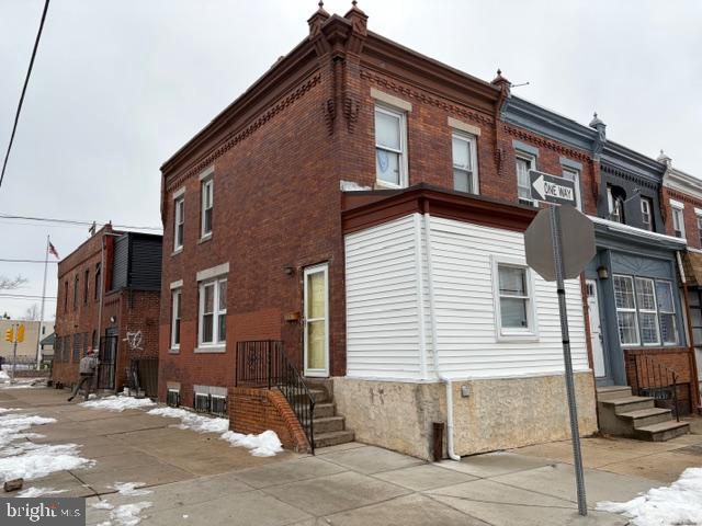 2501 S Gross Street