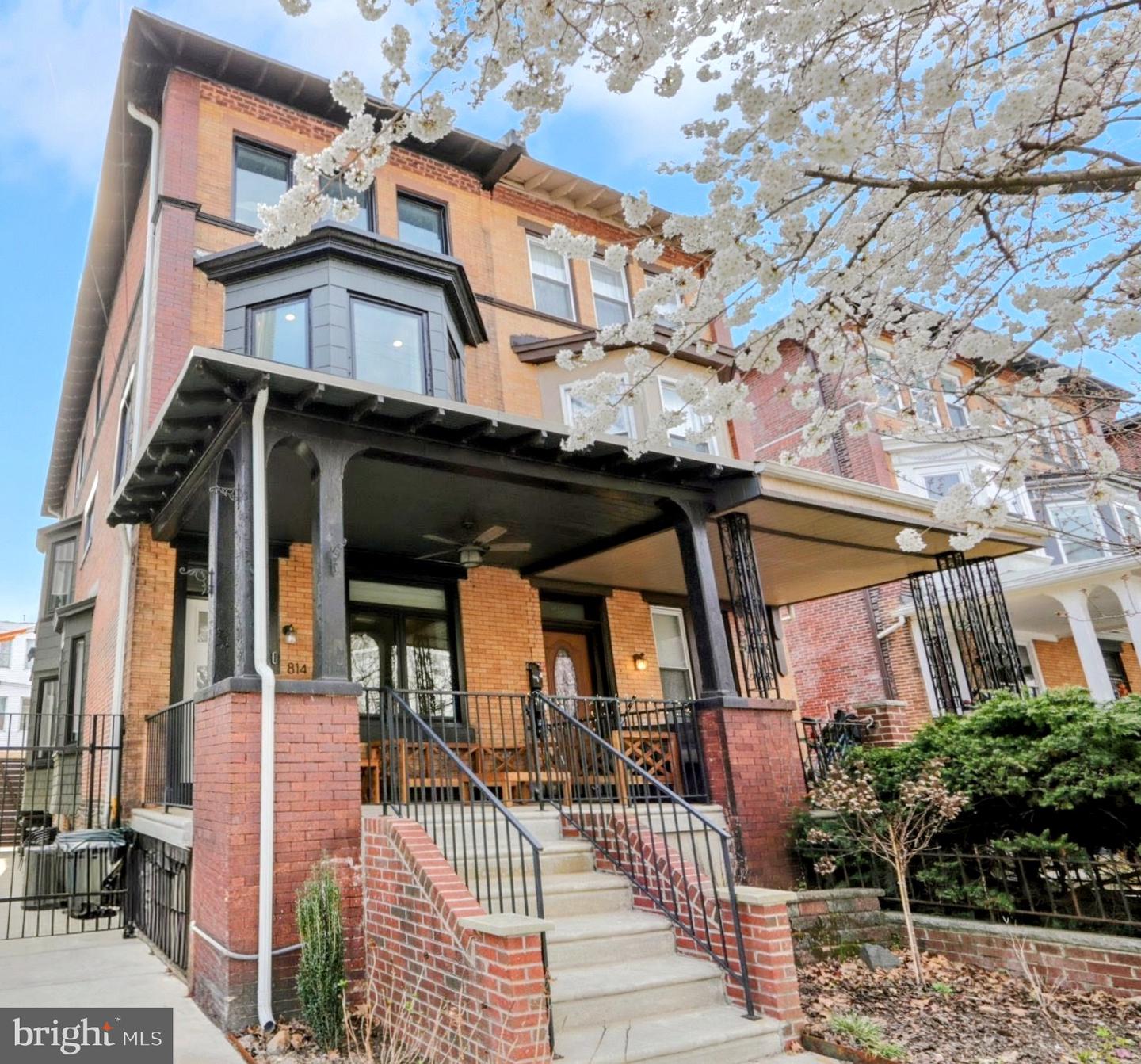 814 S 49th Street, Philadelphia