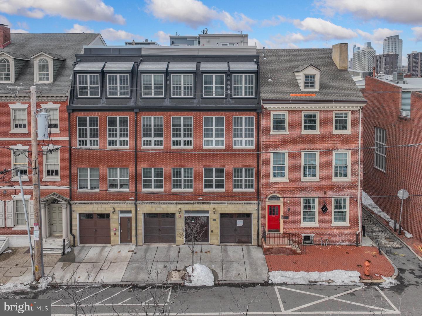 512 S Front Street #2