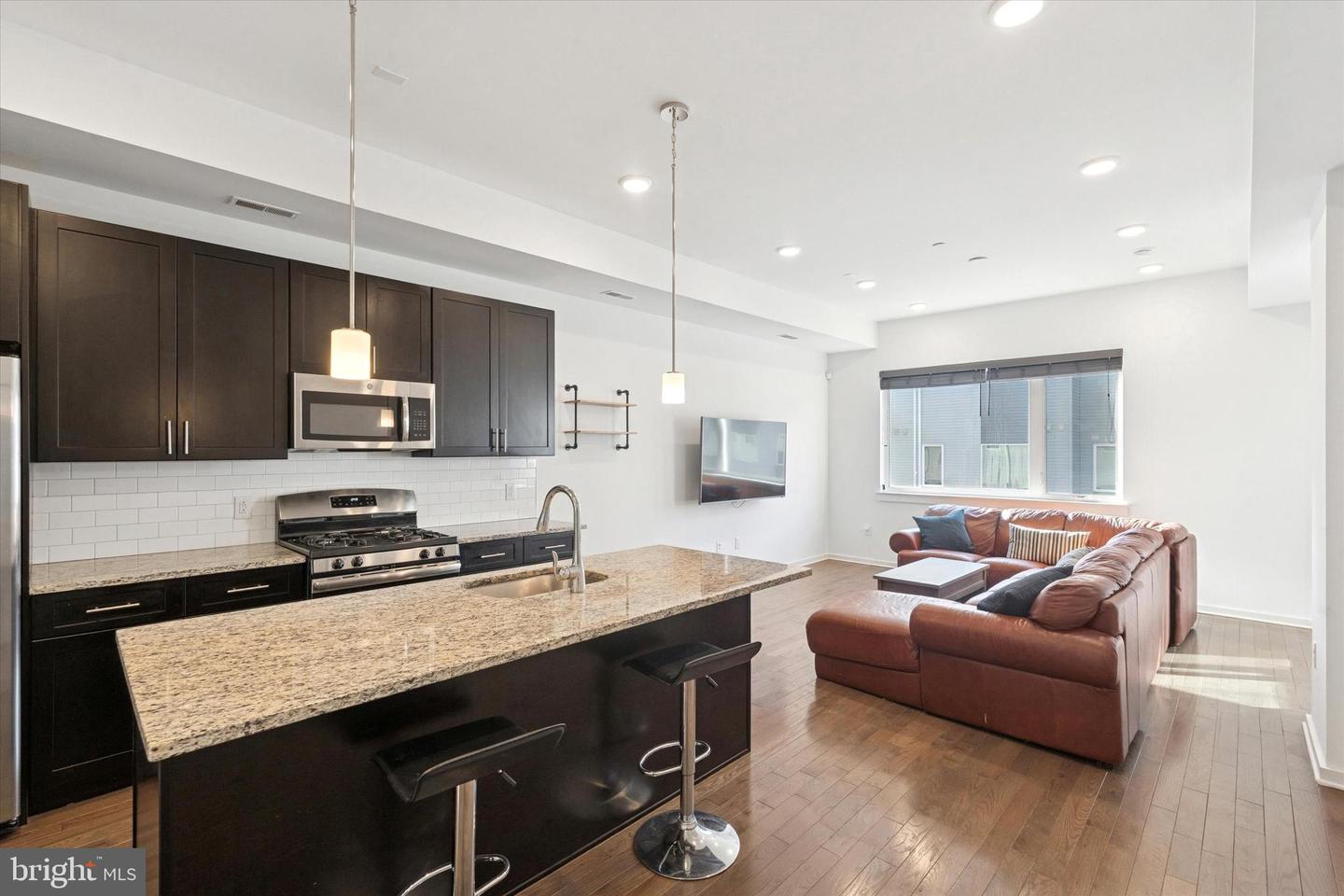 1640 N 5th Court #29b