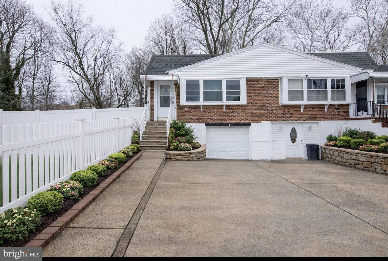 3248 Rhett Road, Philadelphia