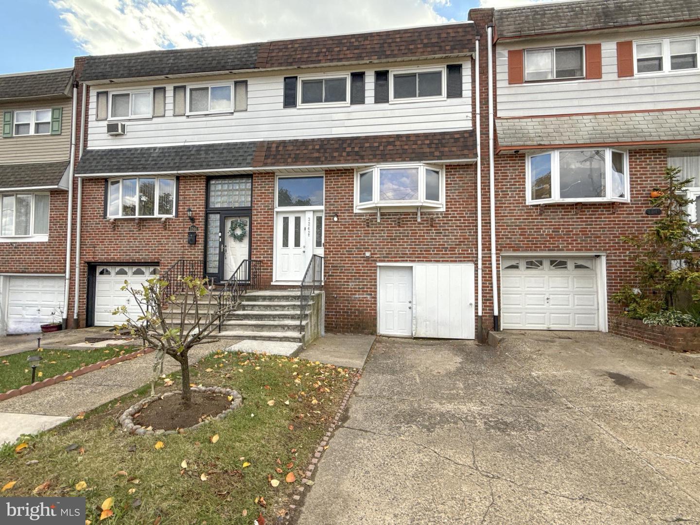 3242 Birch Road, Philadelphia