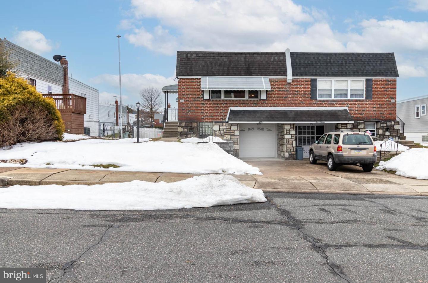 418 Densmore Road, Philadelphia