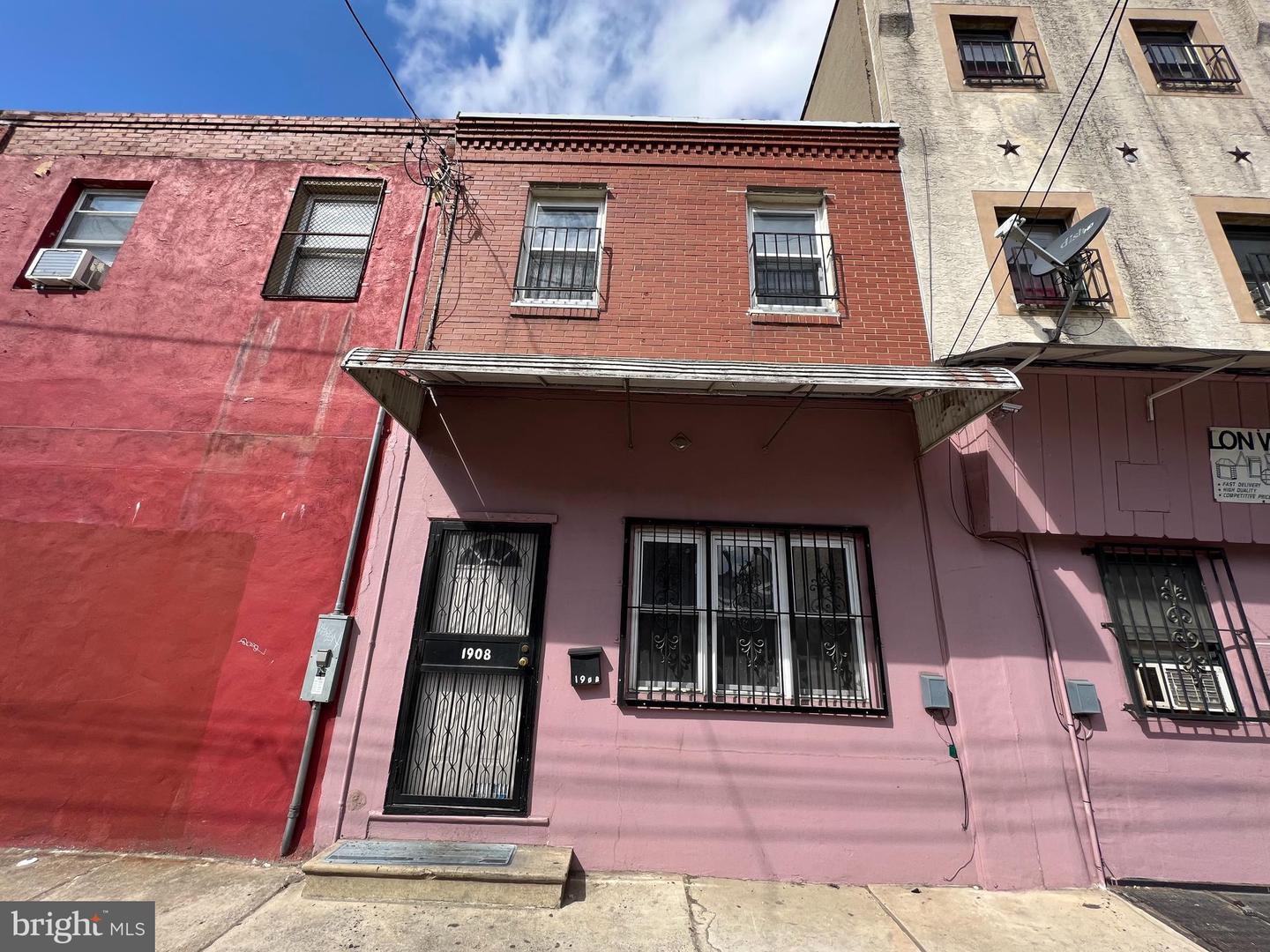 1908 S 7th Street