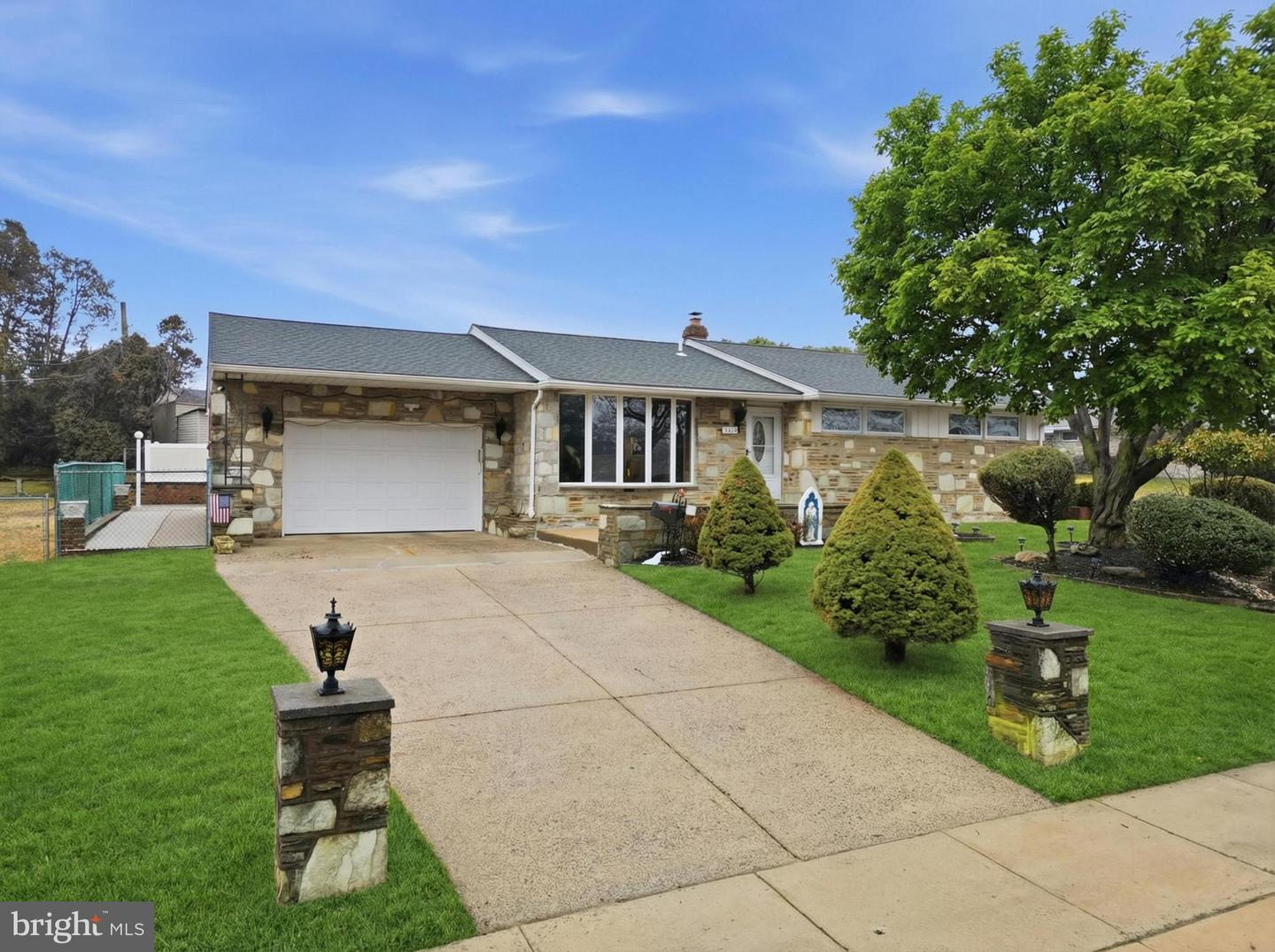 9701 Northeast Avenue, Philadelphia