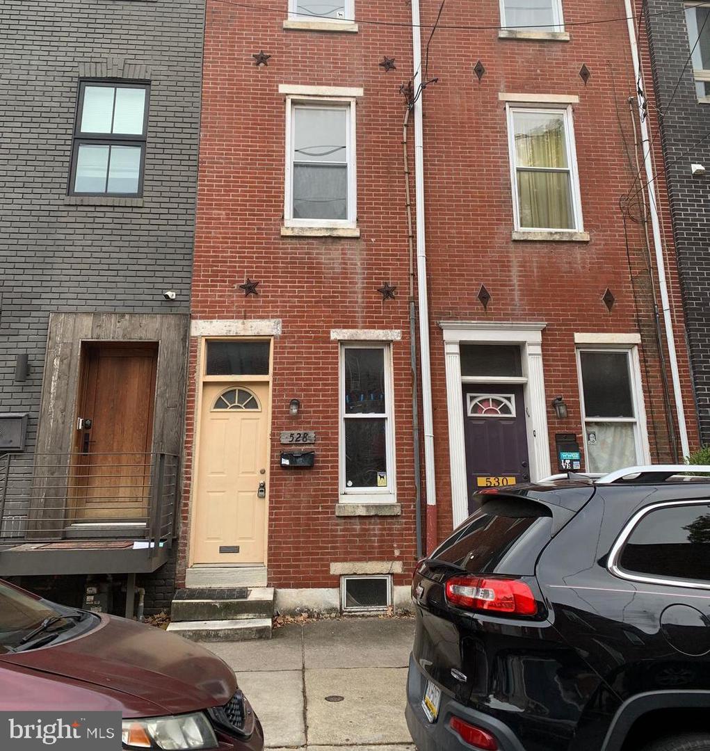 528 Fitzwater Street