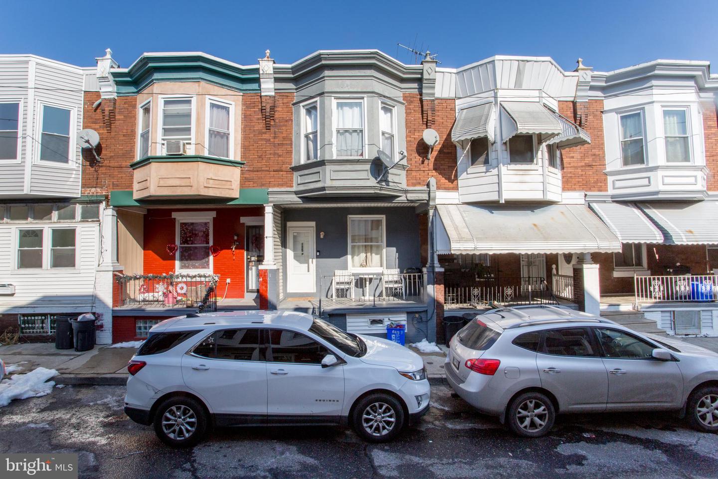 1253 S Saint Bernard Street