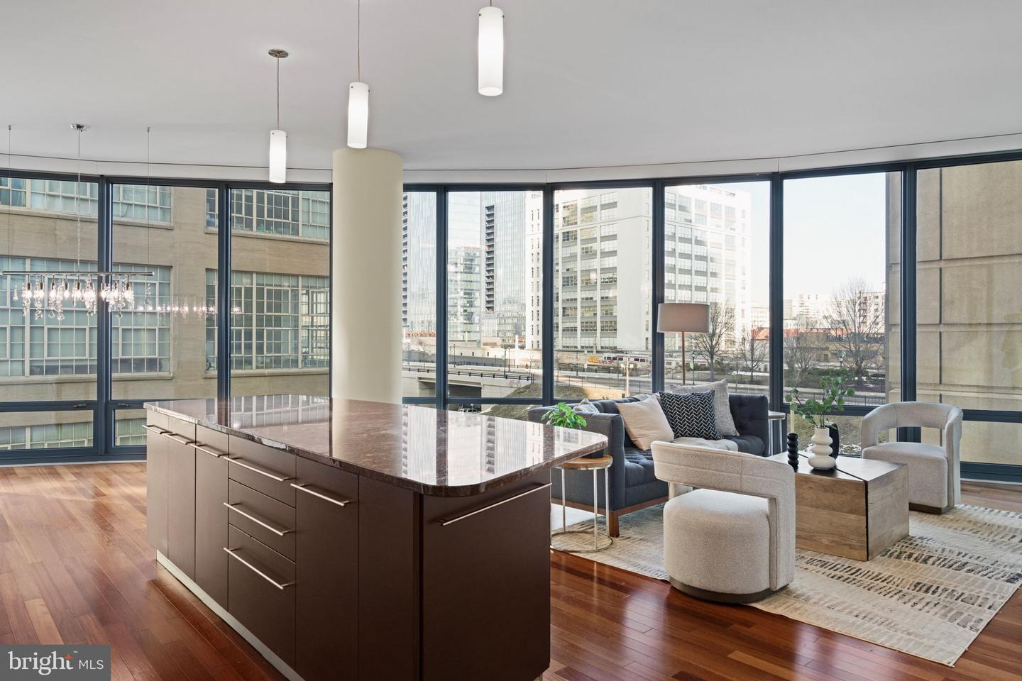 2101 Market Street #302, Philadelphia