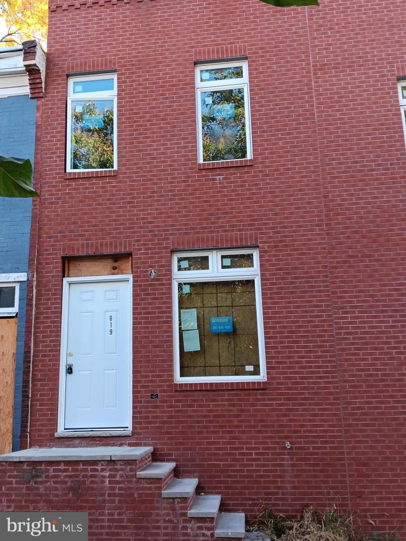 819 N Brooklyn Street, Philadelphia