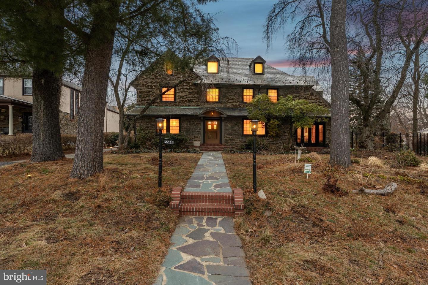 2291 Bryn Mawr Avenue, Philadelphia