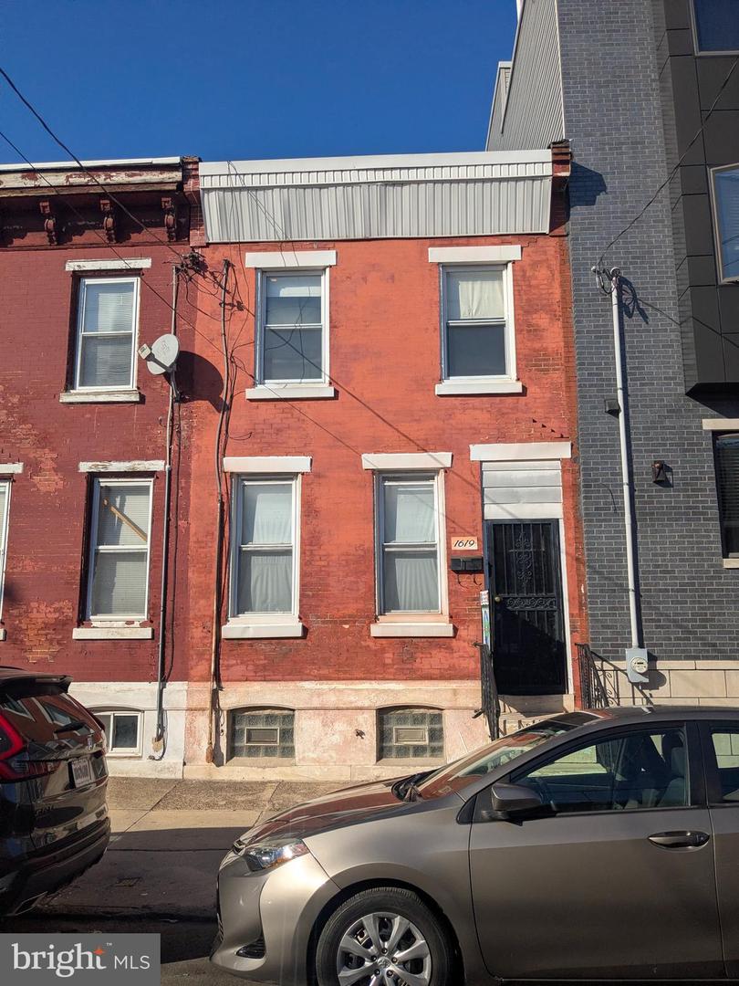 1619 Reed Street, Philadelphia