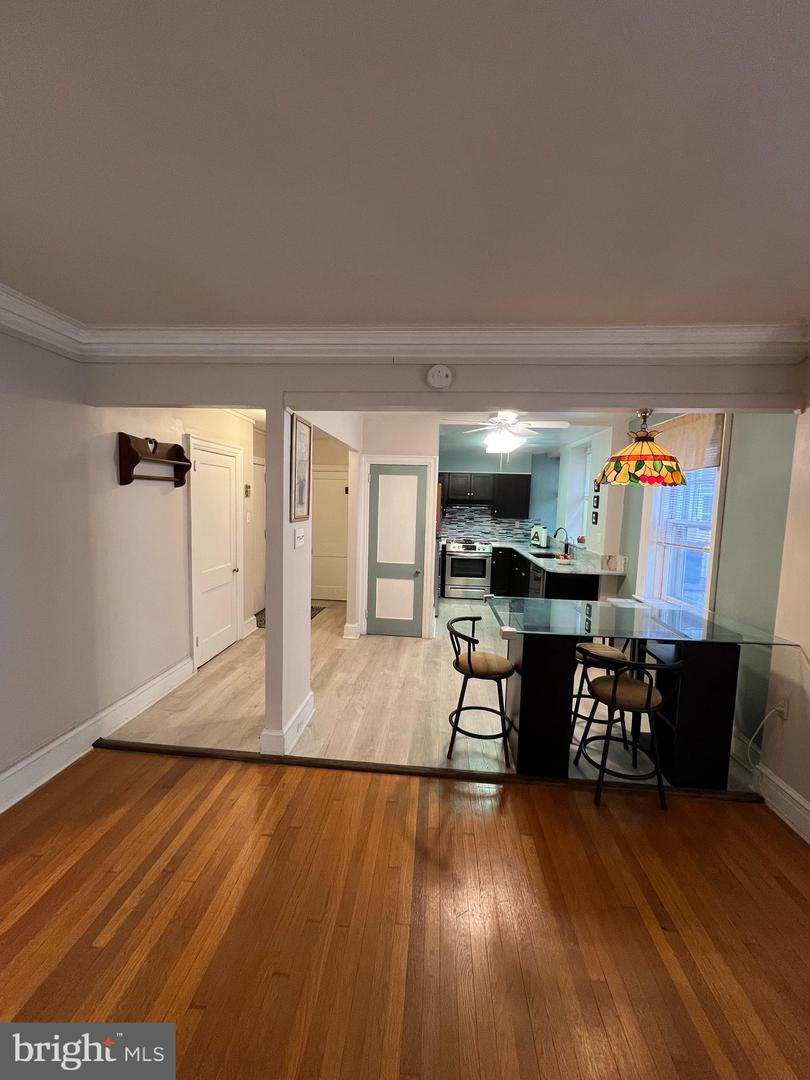 4643 Pine Street #c411
