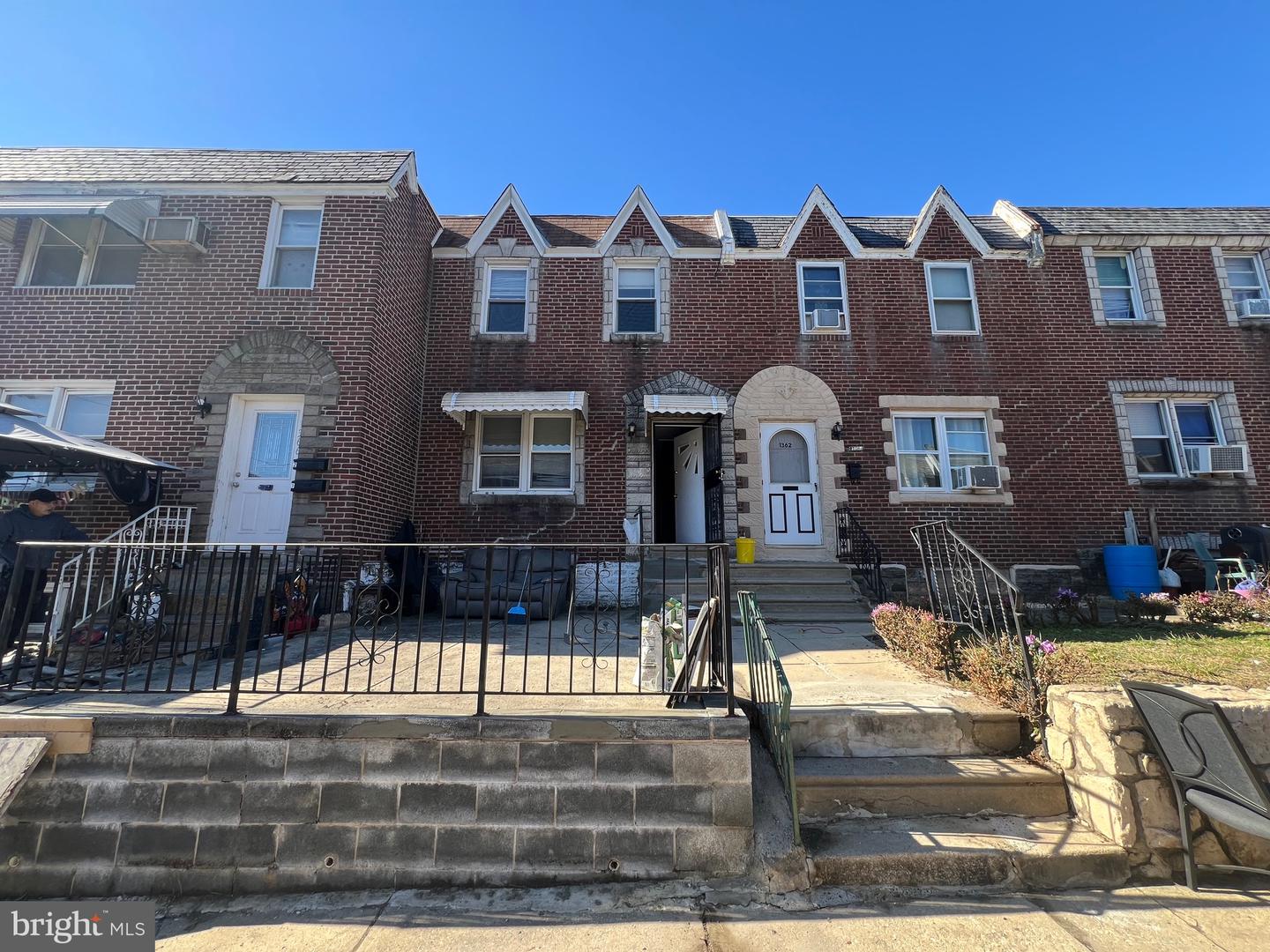 1364 Wells Street