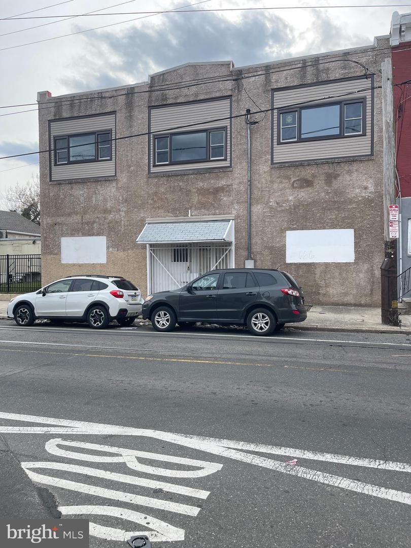 860 N 40th Street