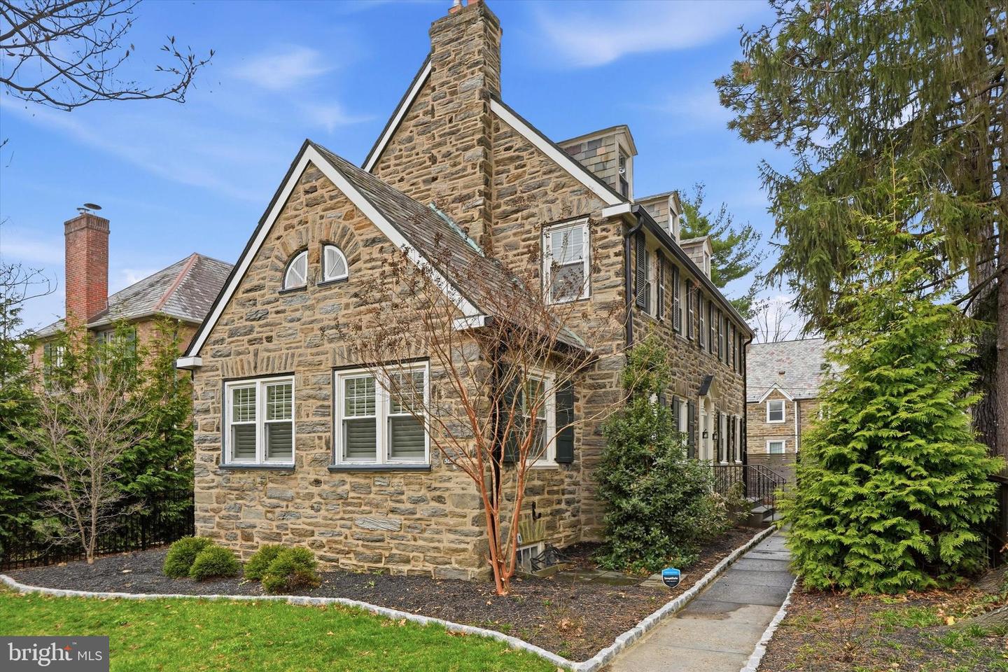 507 E Murdoch Road, Philadelphia