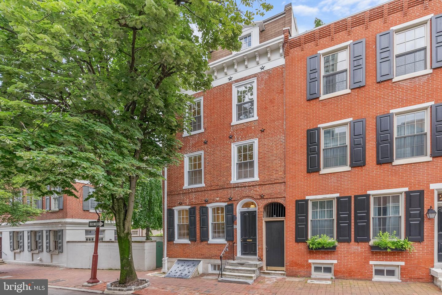 202 Spruce Street, Philadelphia